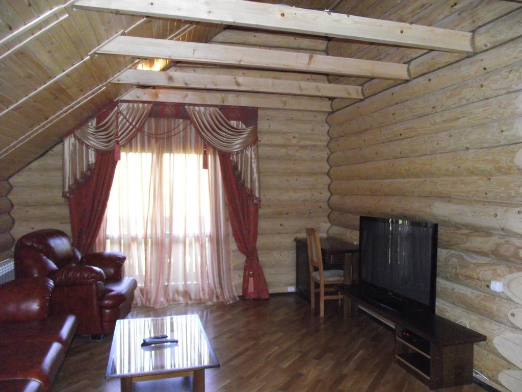 فيشكا Spa Hotel Zoryani Karpaty الغرفة الصورة