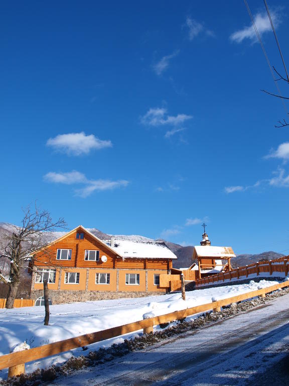 فيشكا Spa Hotel Zoryani Karpaty المظهر الخارجي الصورة
